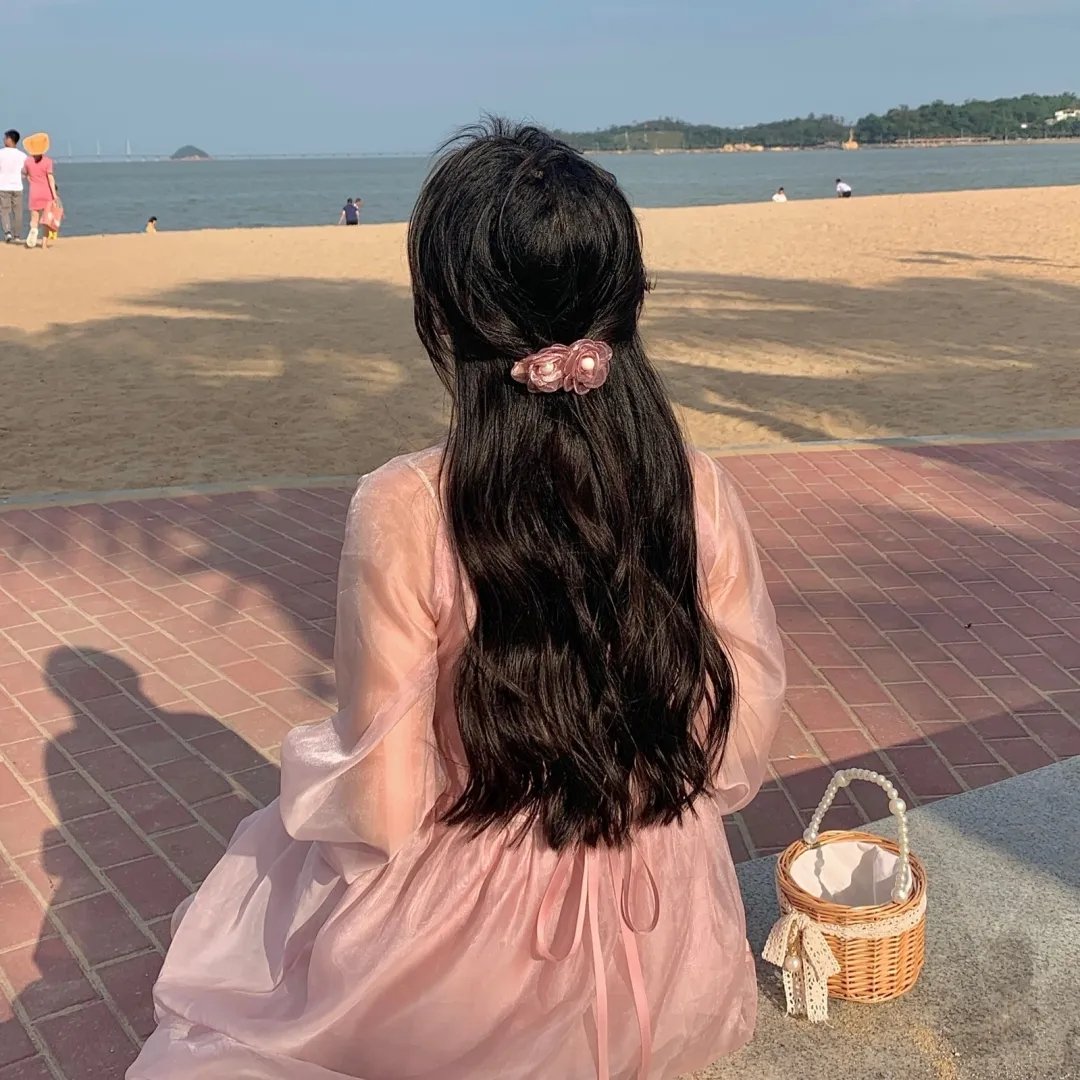 二楼传来的歌声